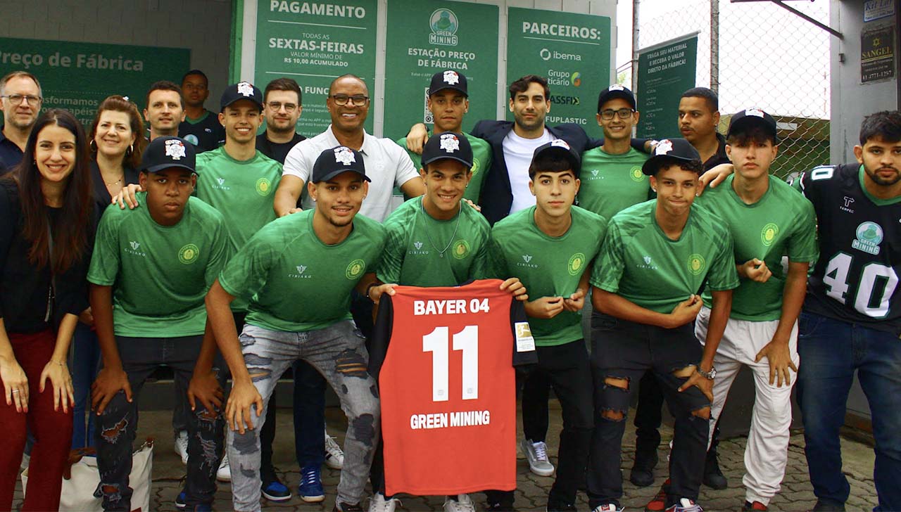 Projeto recebe incentivo de time de futebol na promoção da economia circular