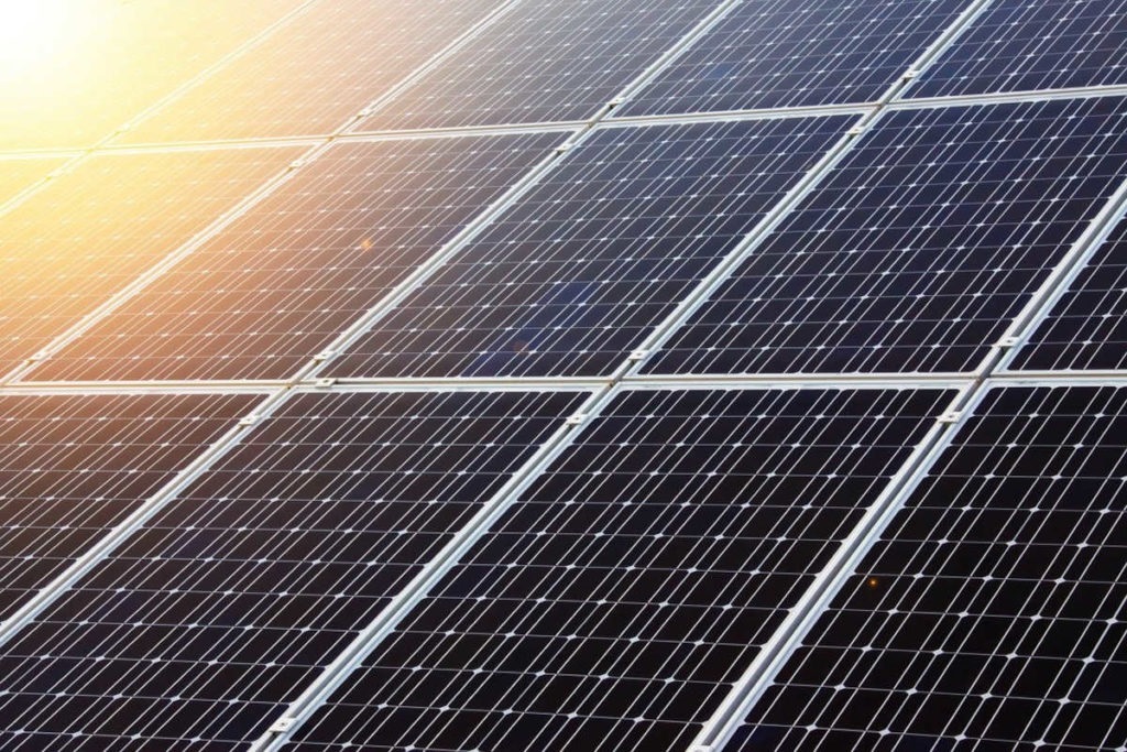 Mais energia limpa no Brasil: Evolua e Itaipu investem em projetos de energia solar