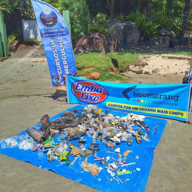 Projeto transforma plástico recolhido do mar em soluções sustentáveis, que auxiliam conservação costeira e marinha