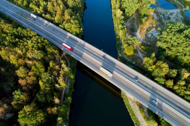 Logística Verde no Brasil: Eficiência Energética, Emissões e o Papel do Planejamento no Transporte de Cargas
